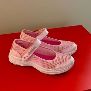 Sketchers Girls Pink Slip On Shoe Size 13.5